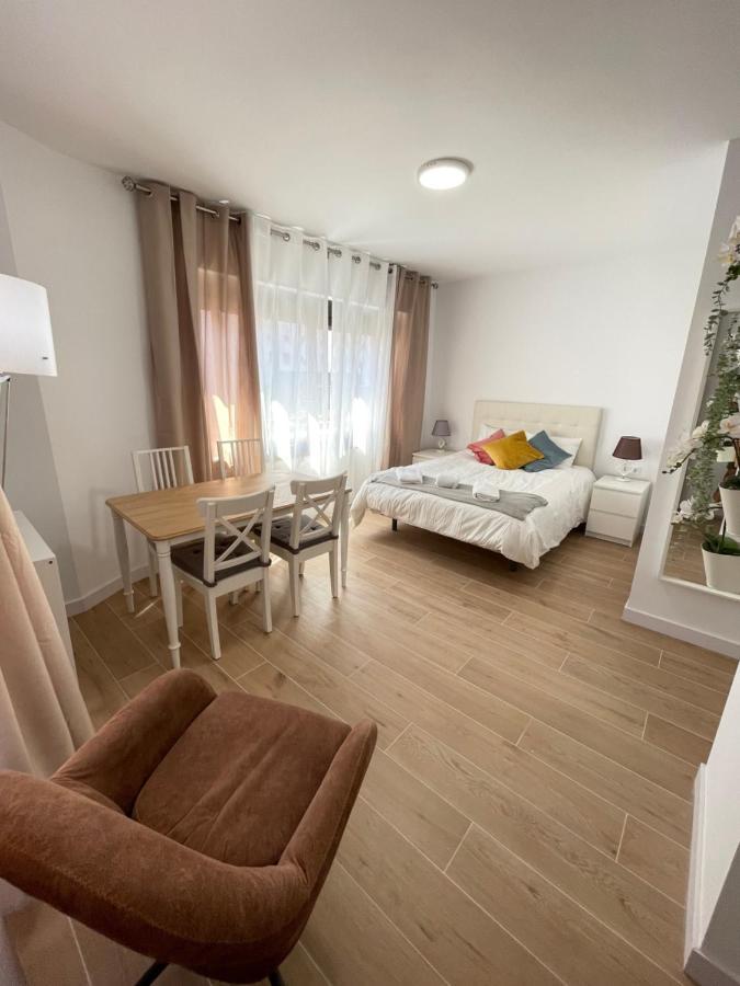 Resitur Luxury Suit 514 Σεβίλλη Εξωτερικό φωτογραφία