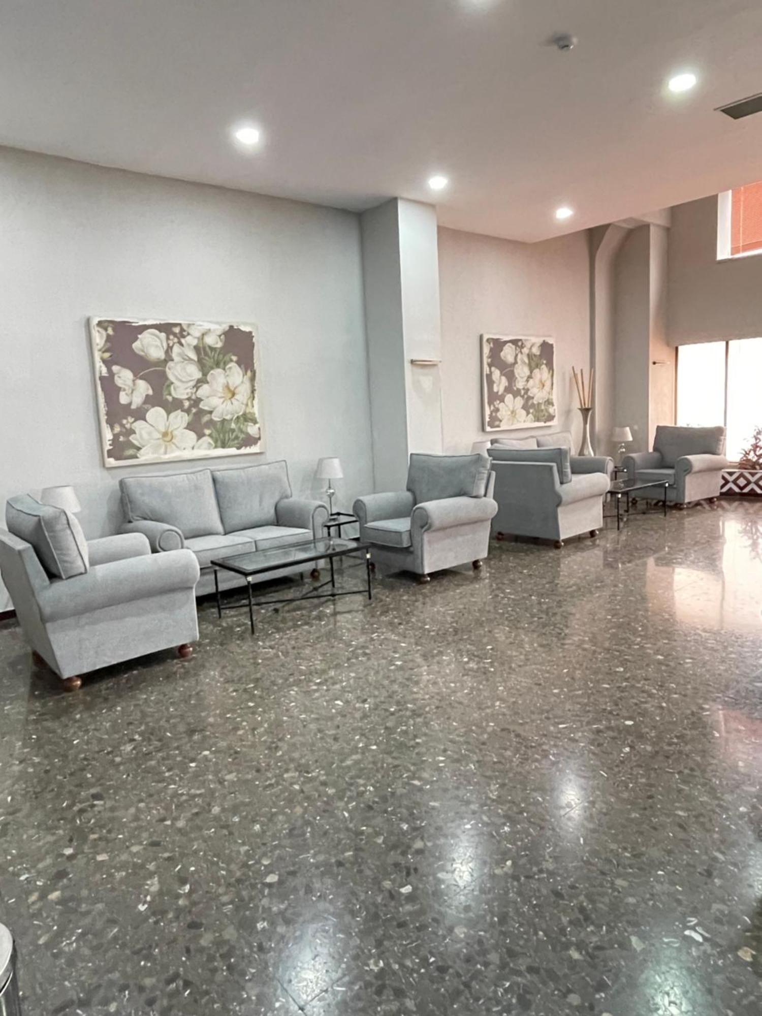 Resitur Luxury Suit 514 Σεβίλλη Εξωτερικό φωτογραφία