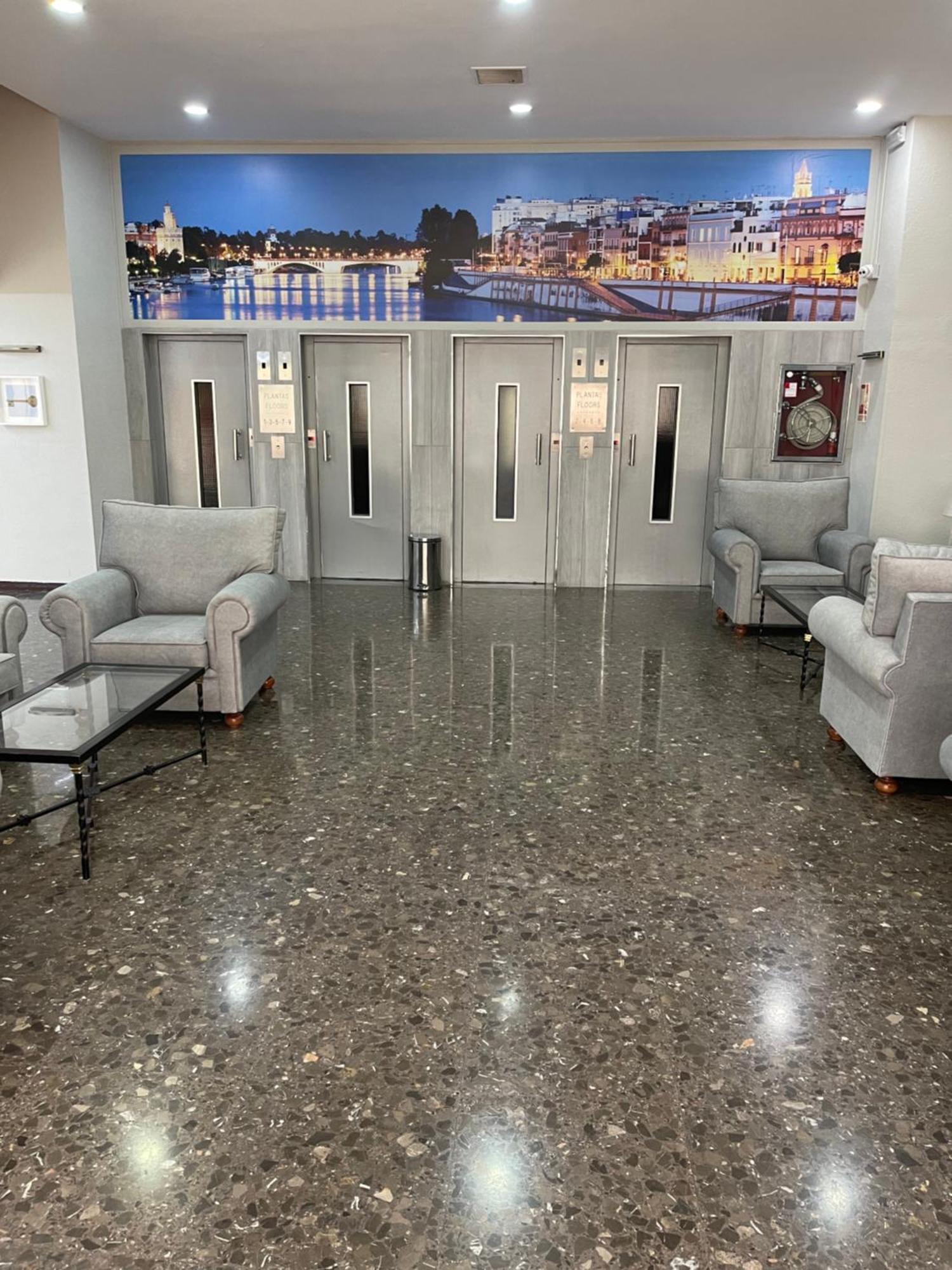 Resitur Luxury Suit 514 Σεβίλλη Εξωτερικό φωτογραφία