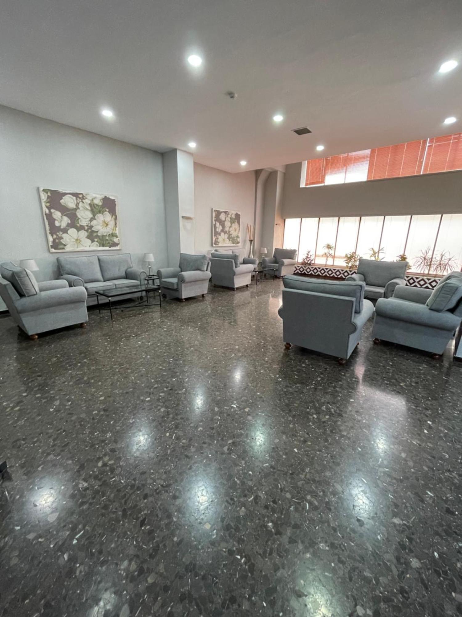Resitur Luxury Suit 514 Σεβίλλη Εξωτερικό φωτογραφία